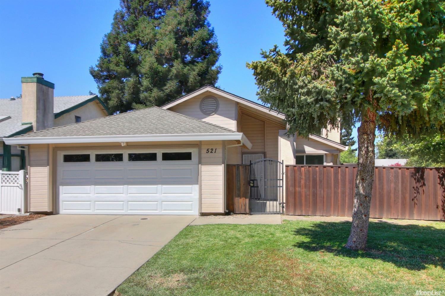 Property Photo:  521 Cool Wind Way  CA 95831 