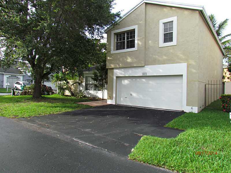 Property Photo: 14671 SW 94 Te FL 33186