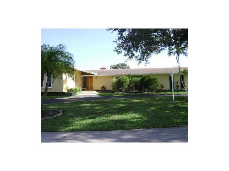 Property Photo: 8230 SW 86 Te FL 33143