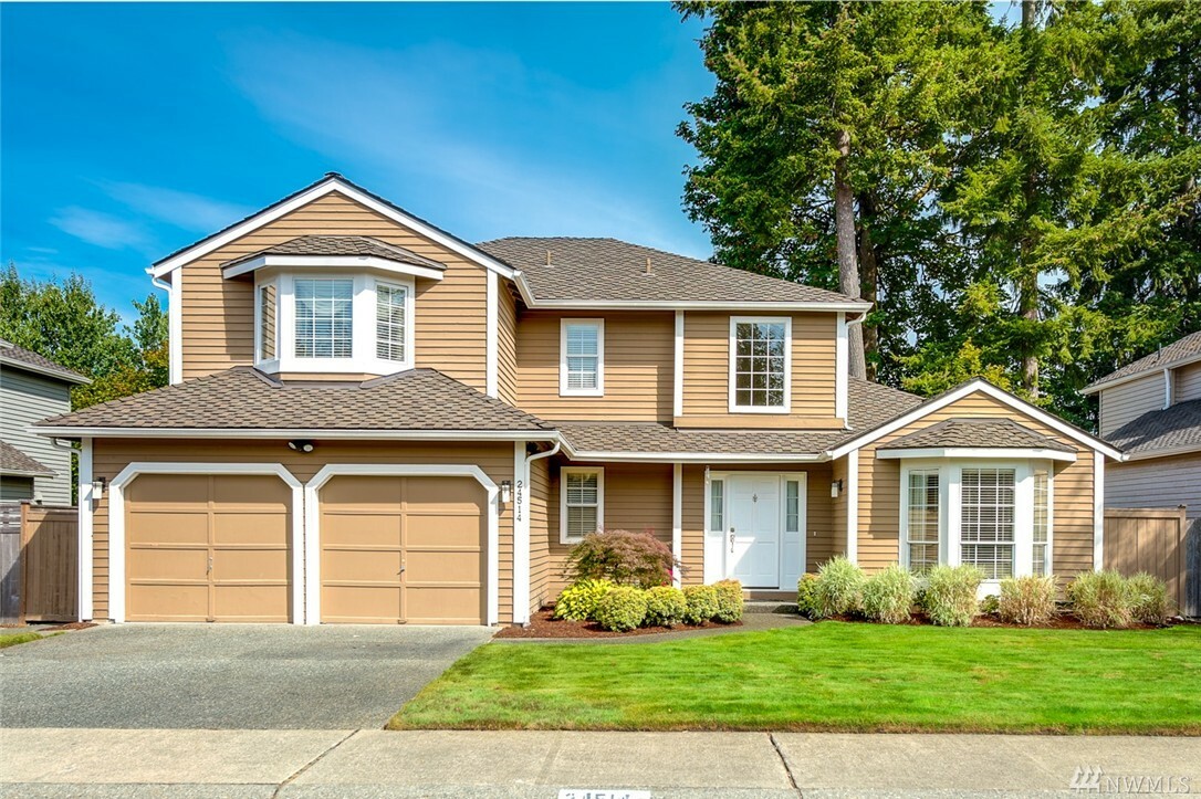 Property Photo:  24514 SE 46th St  WA 98029 