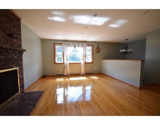 Property Photo:  6 Boothby Cir  MA 02368 