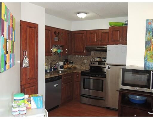 Property Photo:  60 Rantoul Street 410N  MA 01915 