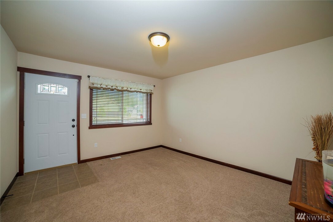 Property Photo:  1804 Amanda Ave  WA 98251 