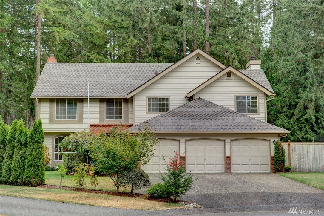 Property Photo:  23611 SE 254th St  WA 98038 