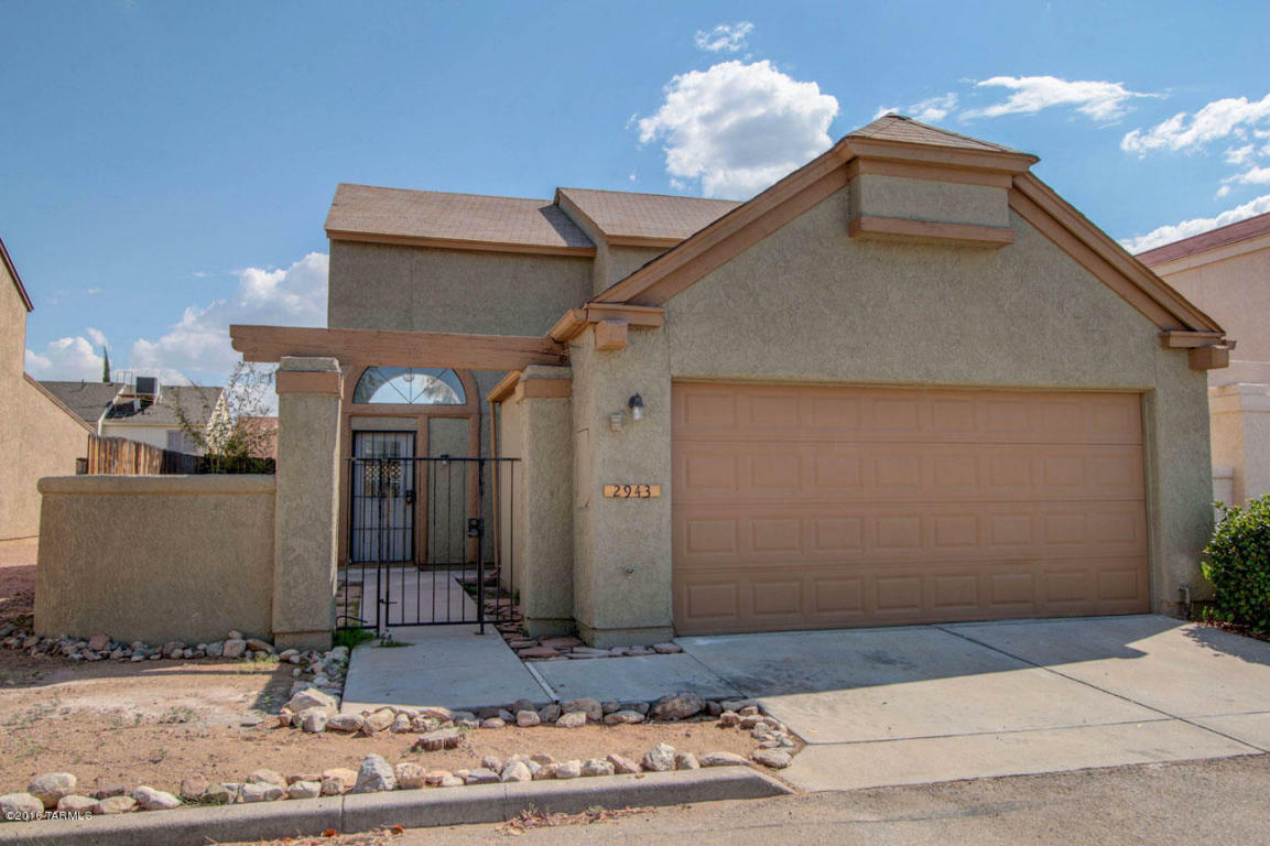 Property Photo:  2943 W Katapa Trail  AZ 85742 