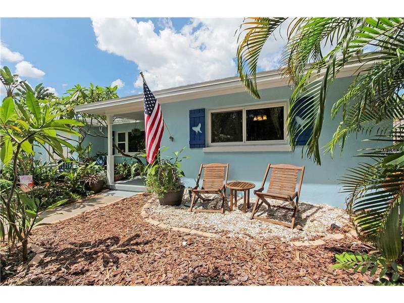 Property Photo: 122 Edgewater Terrace FL 34698