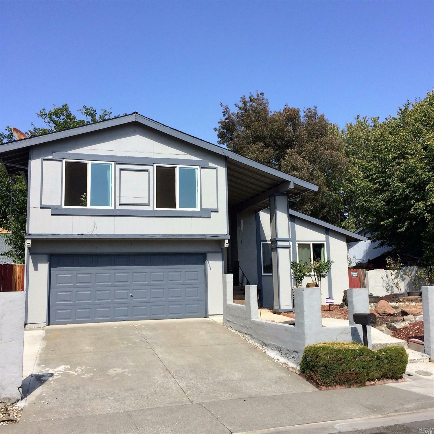 Property Photo: 351 Arlington Circle CA 94533