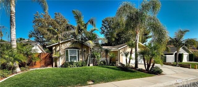 Property Photo: 27622 Nopales CA 92692