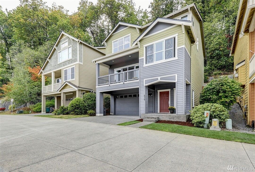 Property Photo:  575 Mountain View Lane NW  WA 98027 
