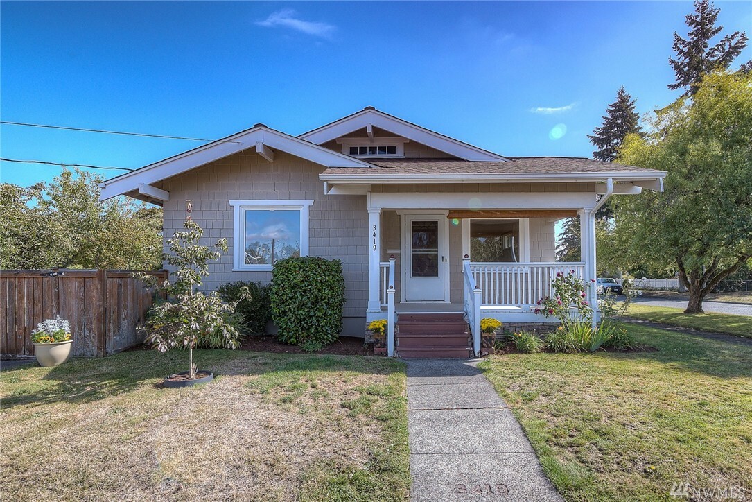 Property Photo:  3419 Tacoma Ave S  WA 98418 