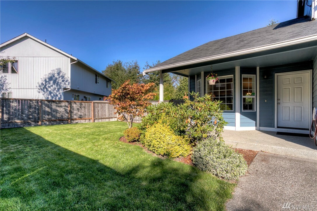 Property Photo: 14027 80th Avenue Ct E WA 98373