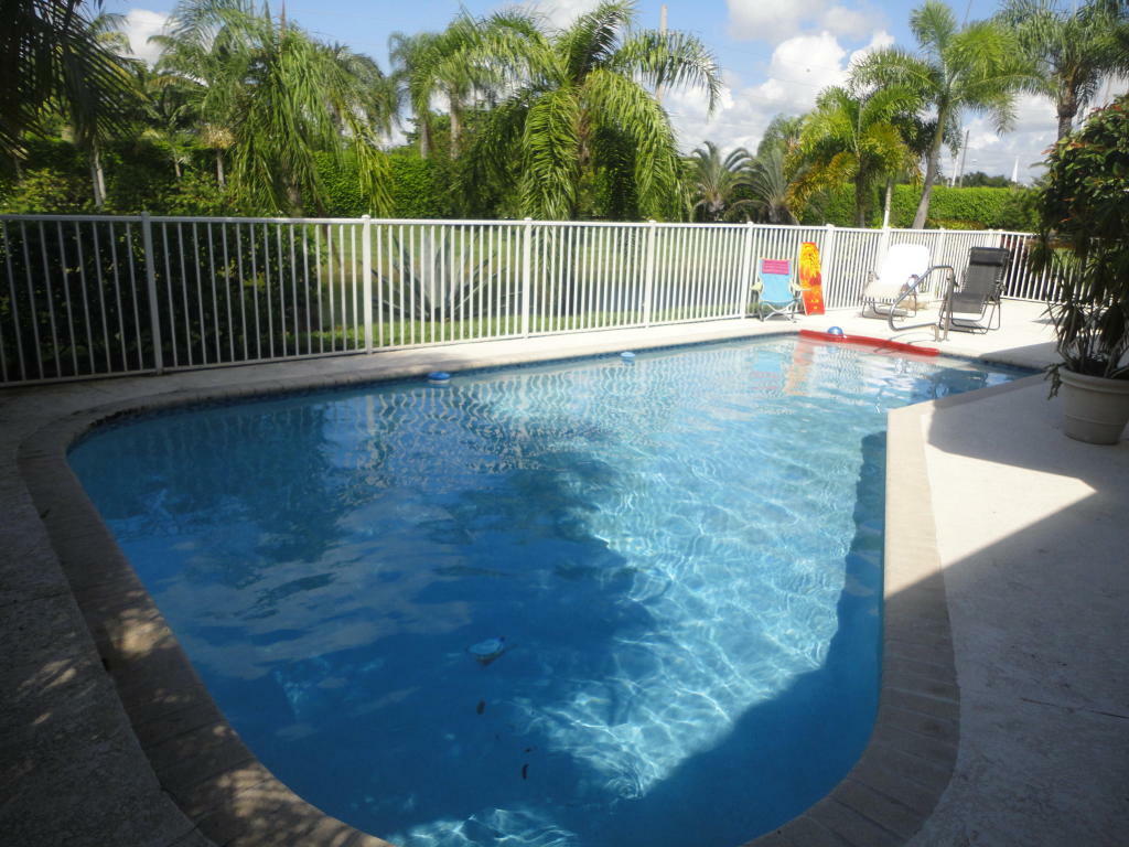 Property Photo:  9377 Water Course Way  FL 33437 