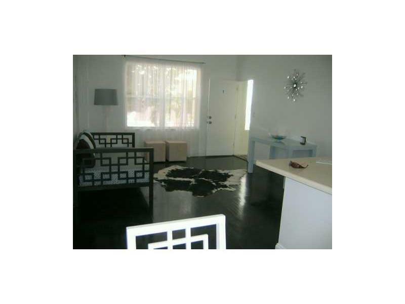 Property Photo:  1450 Lincoln Te 1  FL 33139 