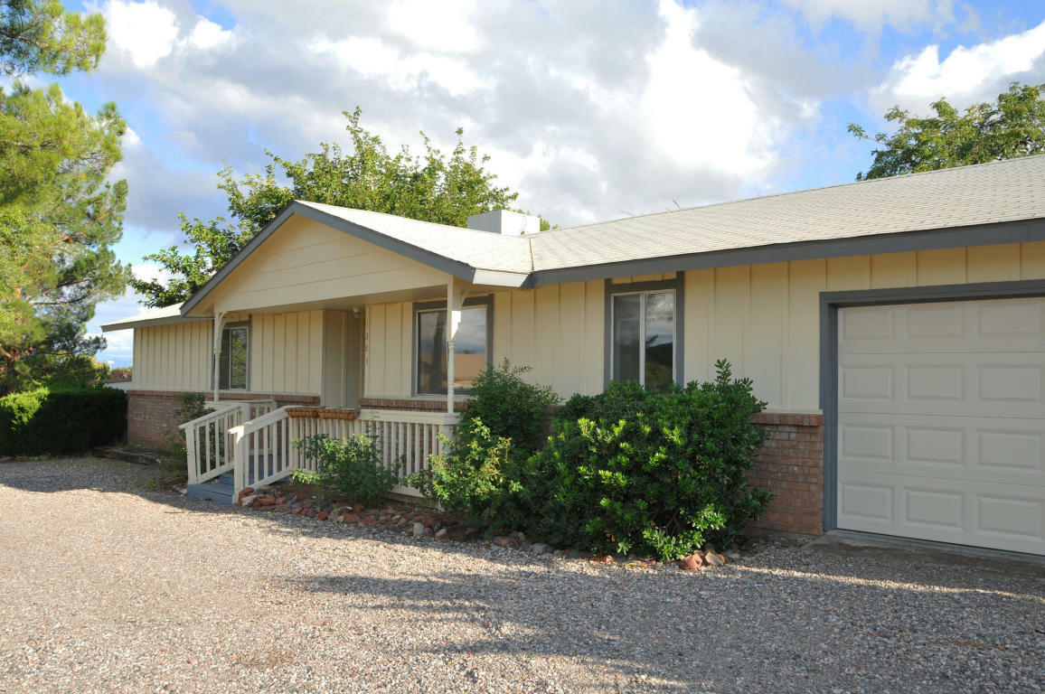 Property Photo:  1383 E Fir St  AZ 86326 