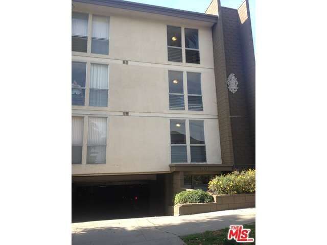 Property Photo:  1833 N Normandie Ave 207  CA 90027 