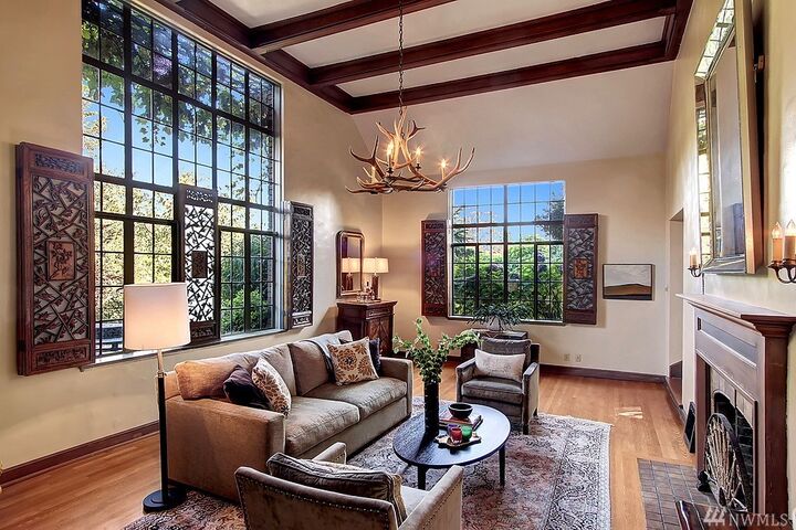 Property Photo:  3210 S Lander St  WA 98144 