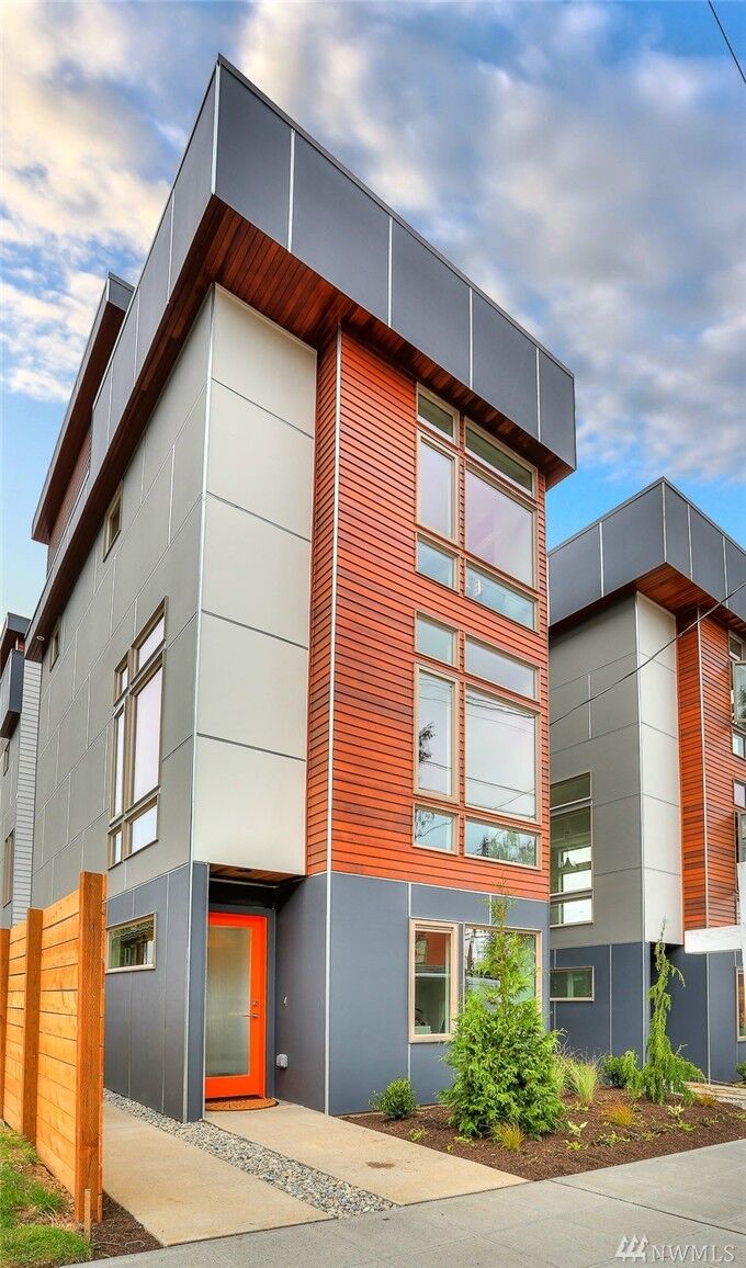 Property Photo: 6708 A 14th Ave NW WA 98117