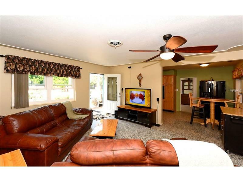 Property Photo:  6031 Carlton Avenue  FL 34231 