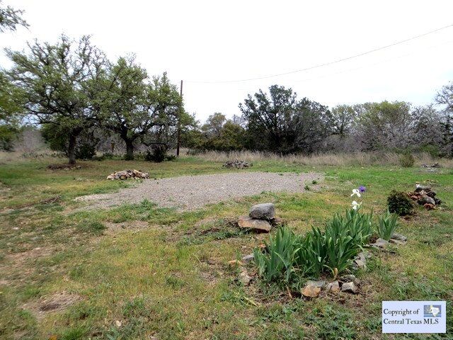 Property Photo: 601 Summit Pass TX 78666