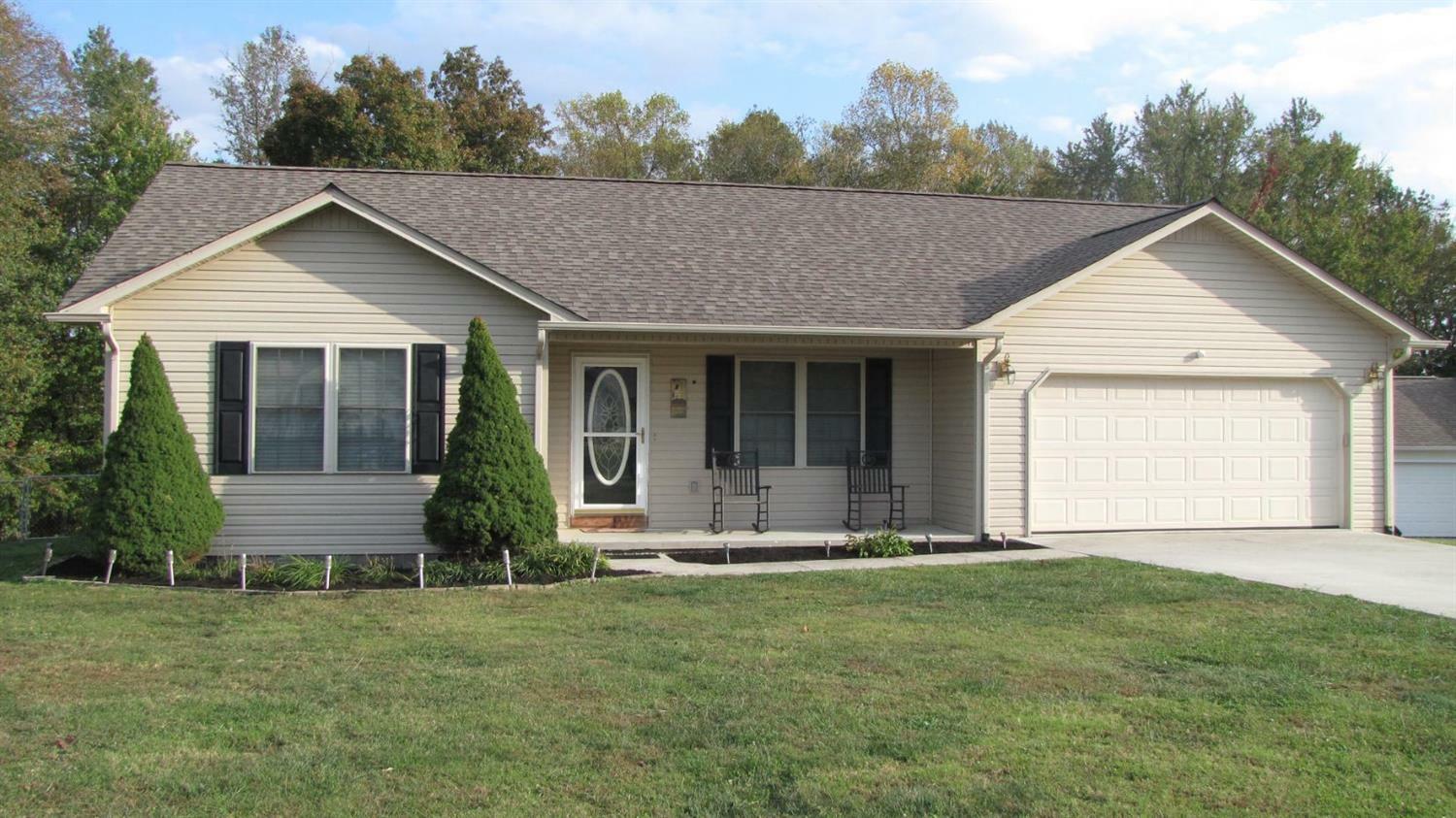 Property Photo:  92 Winners Circle  KY 40744 