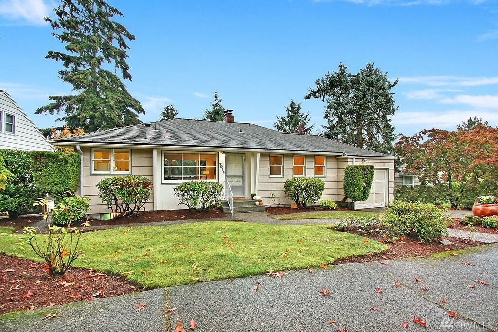 Property Photo: 7011 29th Ave NE WA 98115