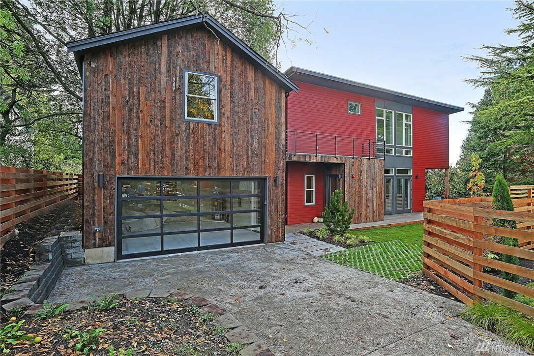 Property Photo:  7339 Seward Park Ave S  WA 98118 