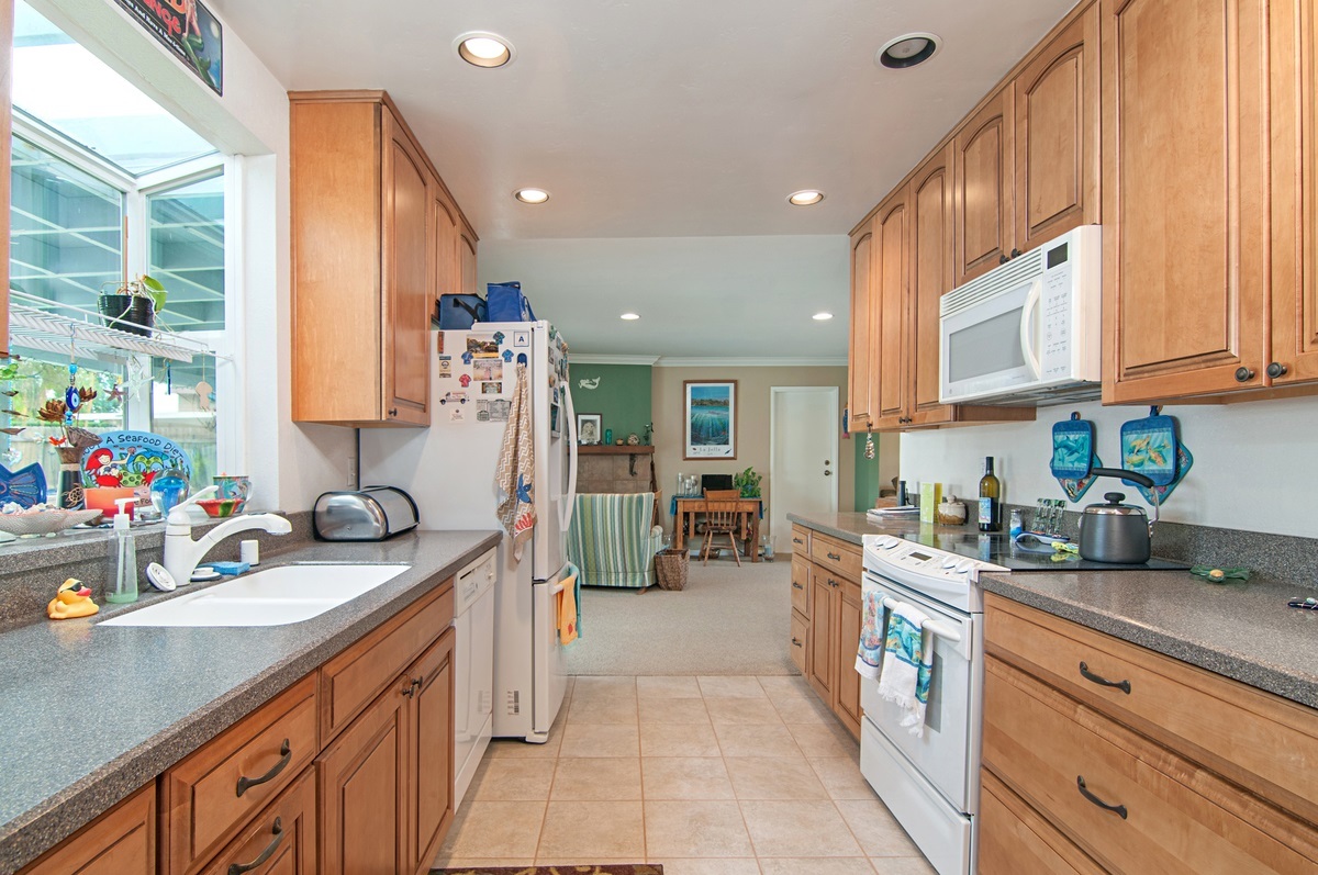 Property Photo: 9835 Ogram Dr CA 91941