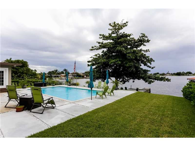 Property Photo: 5000 SW 107th Ave FL 33165