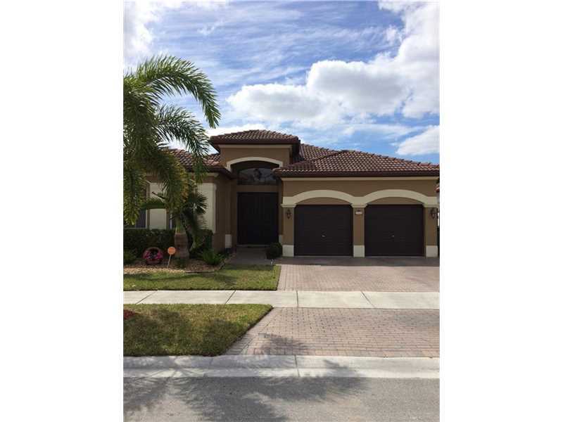 Property Photo: 18032 NW 91st Ct FL 33018