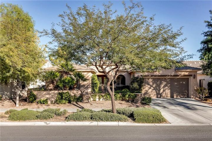 4630 Fiore Bella Boulevard  Las Vegas NV 89135 photo