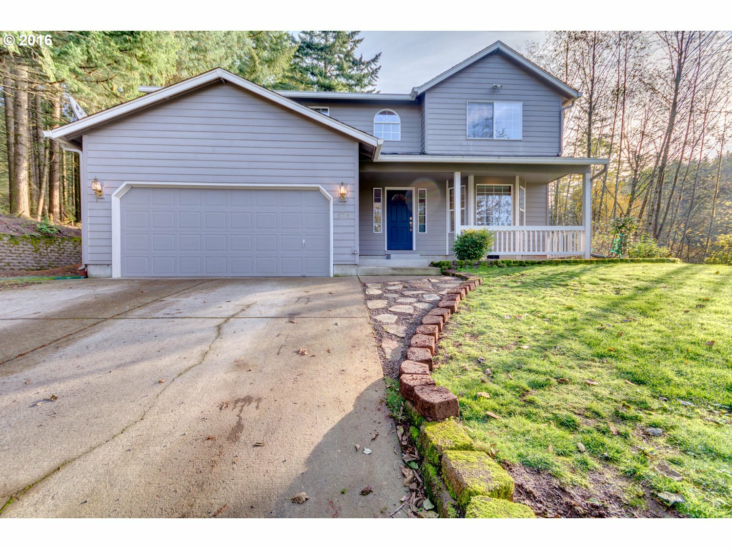 Property Photo:  5715 NE 274th Ave  WA 98607 