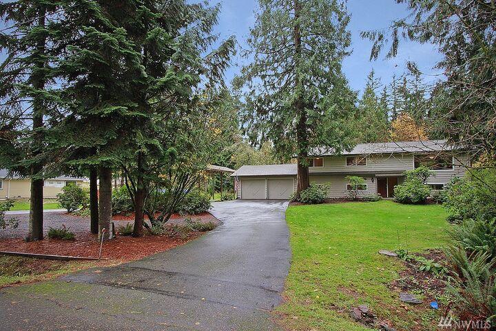 19433 NE Redmond Rd  Redmond WA 98053 photo