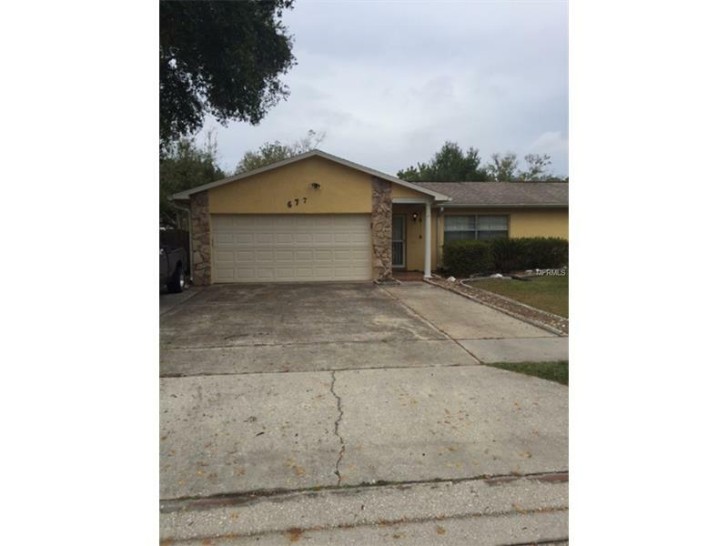 Property Photo: 677 Riverwoods Circle FL 32825
