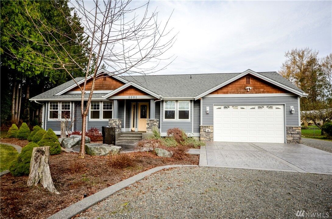 Property Photo:  8331 S Lake Stevens Road  WA 98258 