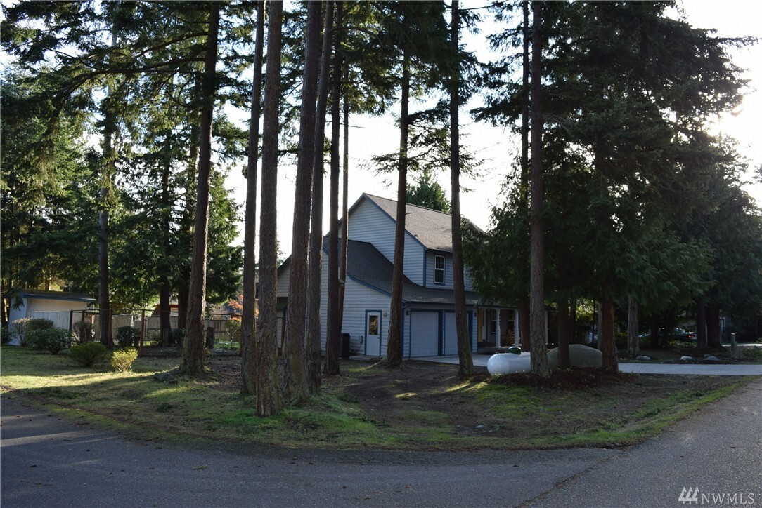 Property Photo:  5004 Magnolia St  WA 98368 