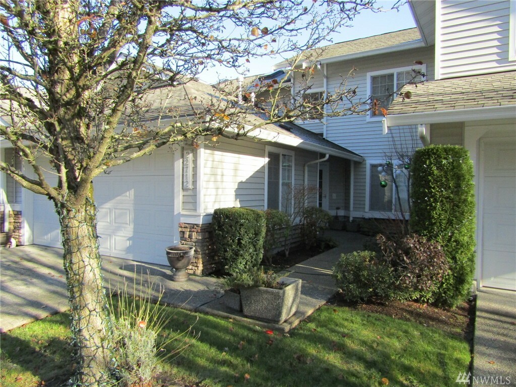 Property Photo:  22712 42nd Place S 7-3  WA 98032 