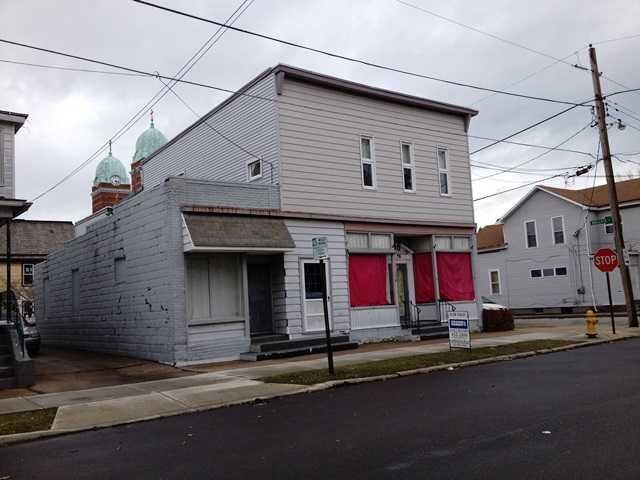 Property Photo:  460 E 14th Street  PA 16503 