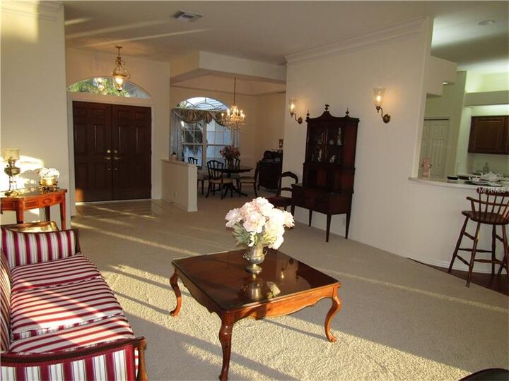 Property Photo: 423 Pebble Creek Court FL 34285