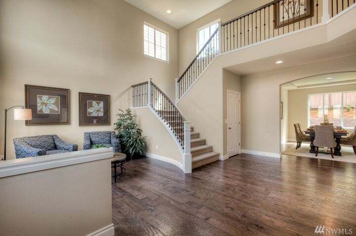 Property Photo:  396 Ashbury Ct NW  WA 98110 