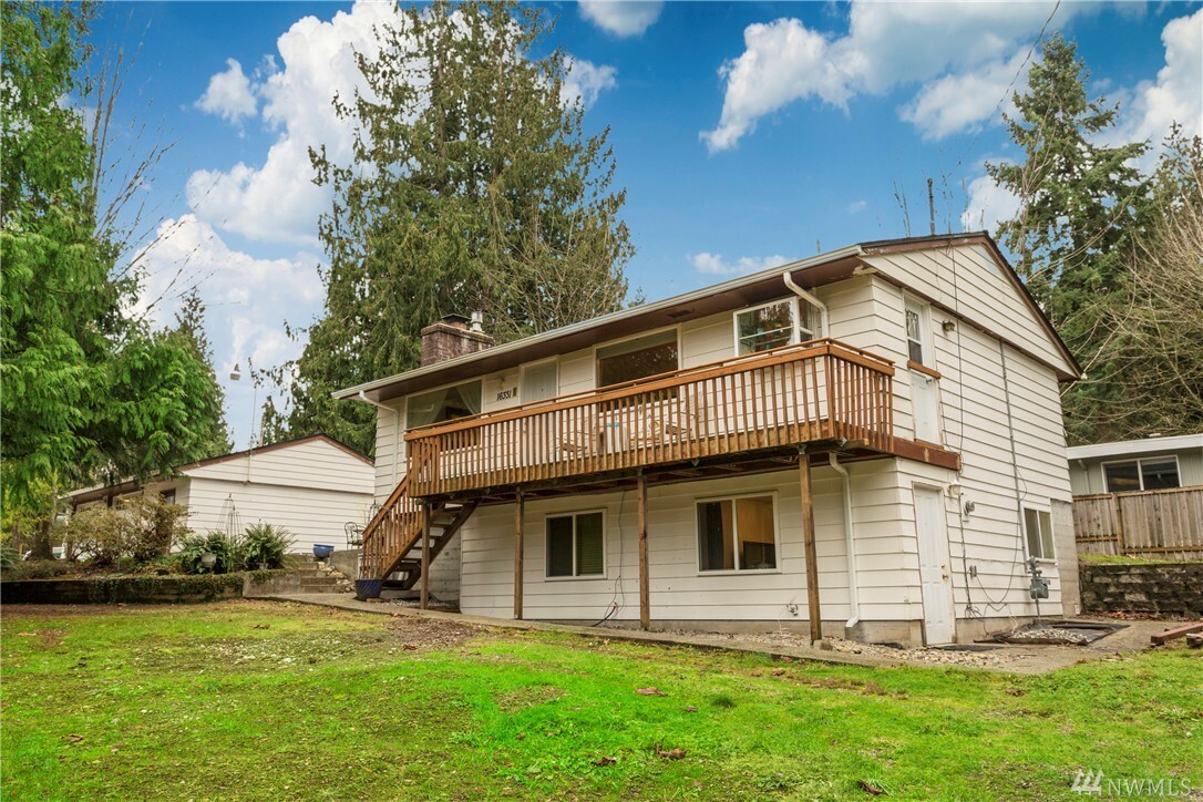 Property Photo:  16331 190th Ave SE  WA 98058 