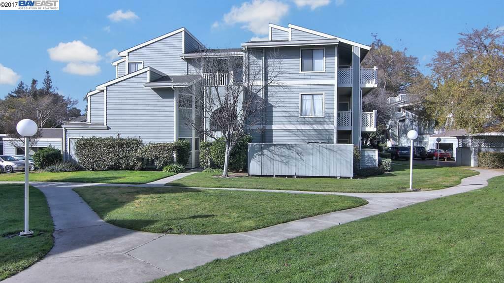 Property Photo: 3514 Birchwood Ter 301 CA 94536