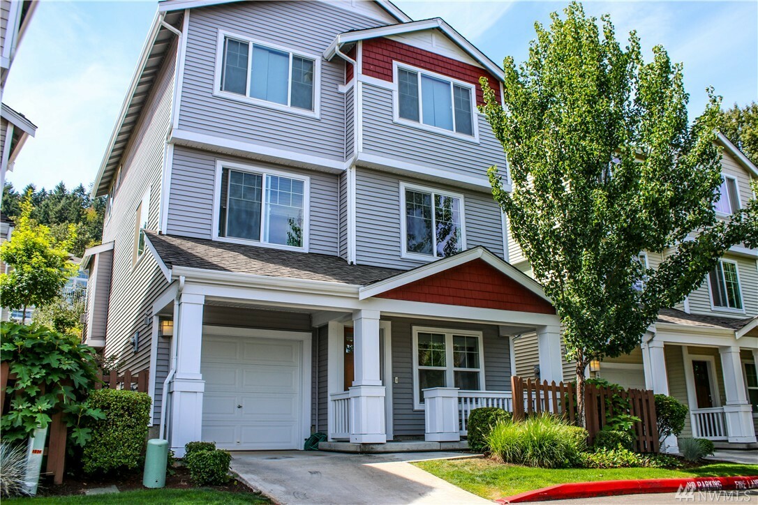 Property Photo:  4080 S 212th Ct 15  WA 98198 