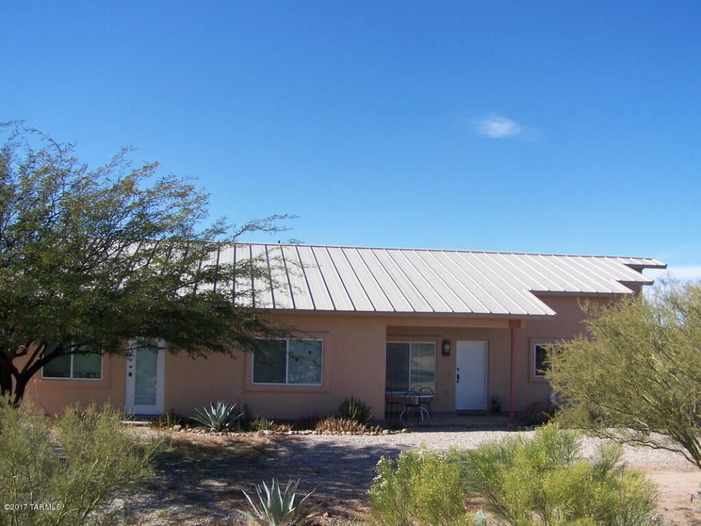Property Photo:  43964 E Avenida Dois Gatos  AZ 85739 