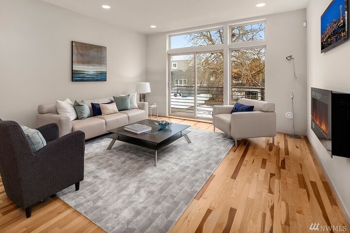 Property Photo:  413 A 26th Ave S  WA 98144 