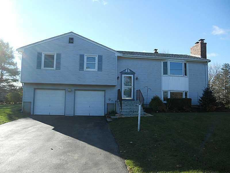 Property Photo:  24 Hillcrest Road  RI 02871 