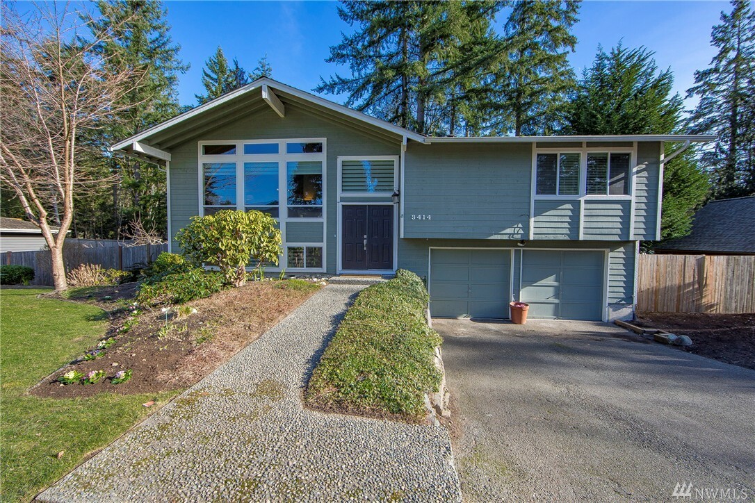 Property Photo:  3414 216th Place SE  WA 98075 