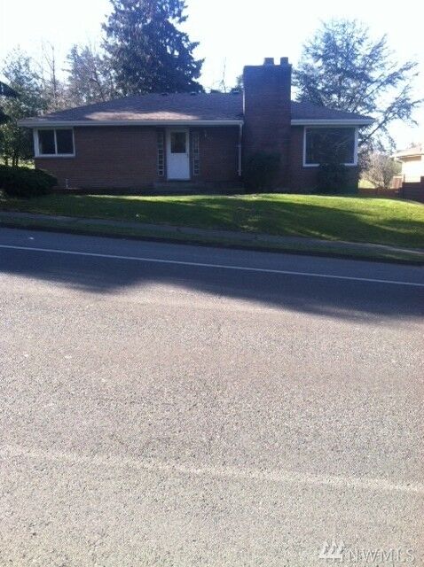 Property Photo:  9711 51st Avenue S  WA 98118 
