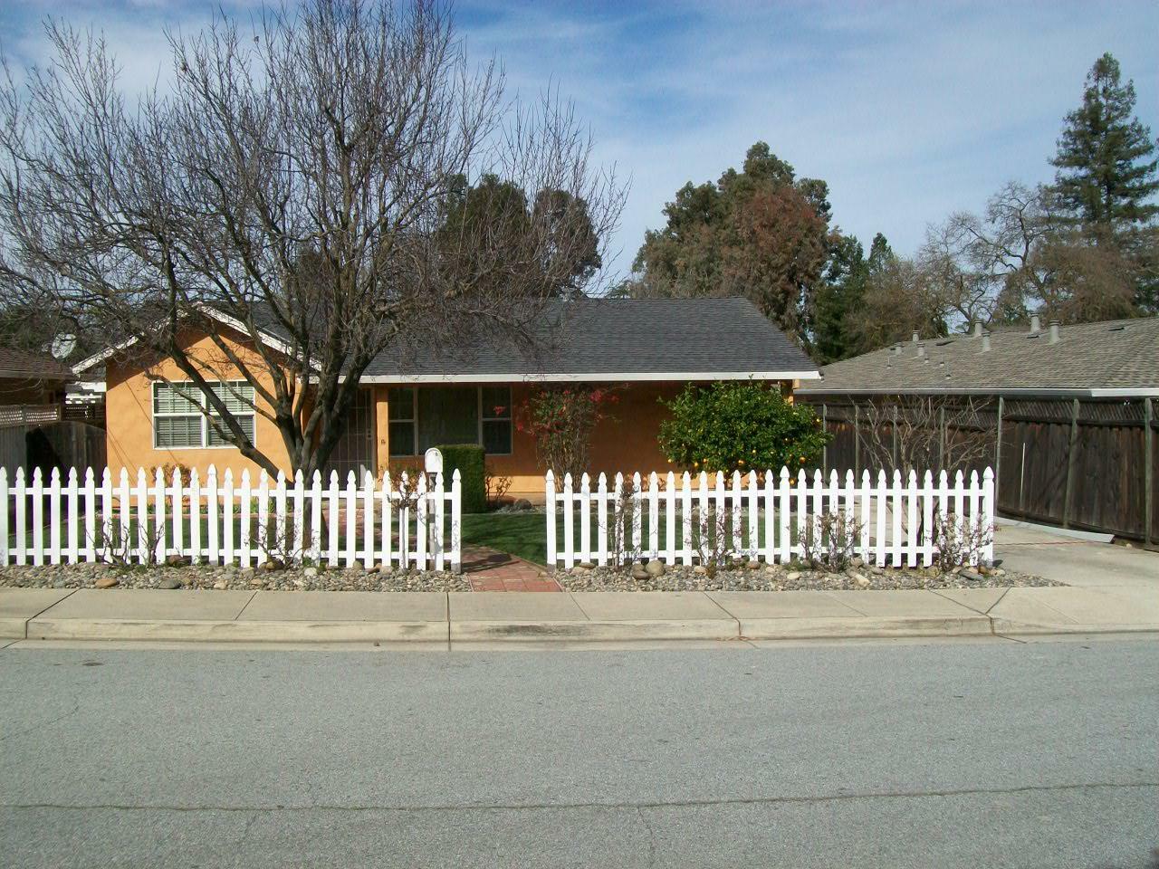 Property Photo:  155 Warren Avenue  CA 95037 