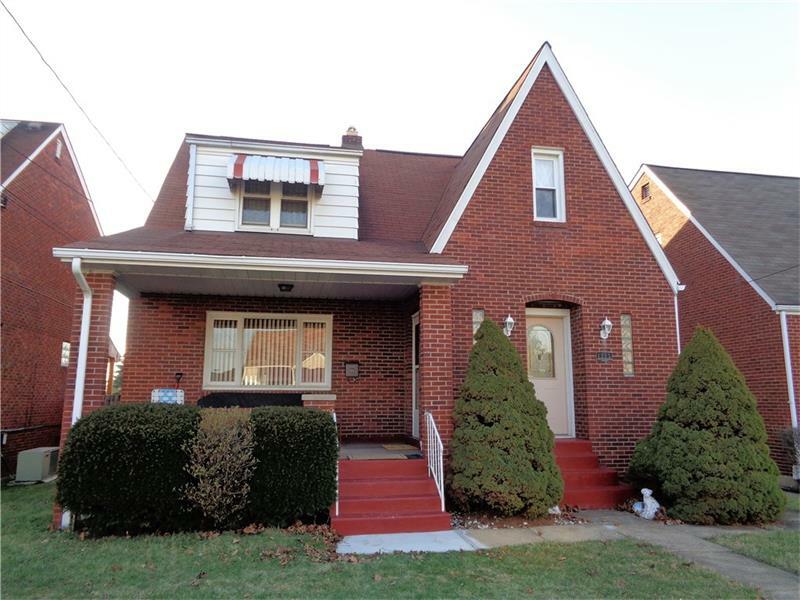 Property Photo:  1215 Liberty Avenue  PA 15065 