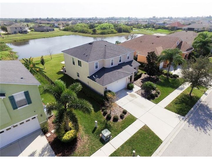 Property Photo:  5239 Moon Shell Drive  FL 33572 